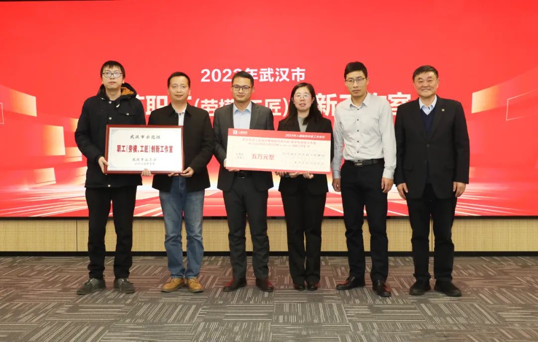 6dc03deb9e73567d0a7da86f0f27a11b